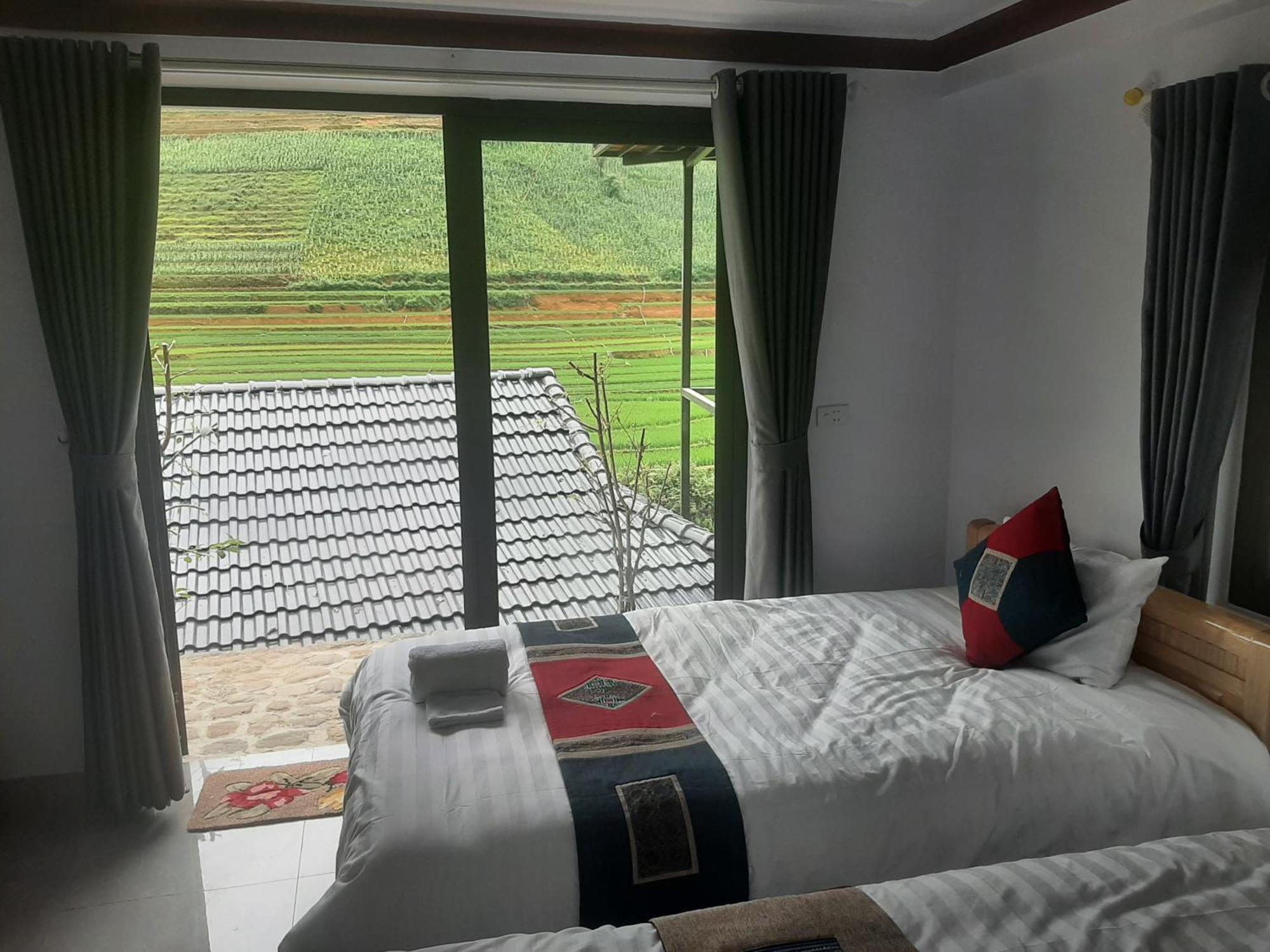 Dong Suoi H'Mong Homestay & Bungalow - Trek & Vegetarian Food Mu Cang Chai Δωμάτιο φωτογραφία